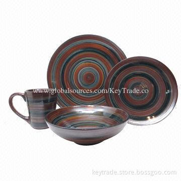Fine Stoneware 16-piece Color Glazed Dinner Set in Coupe Shapes, Multicolor